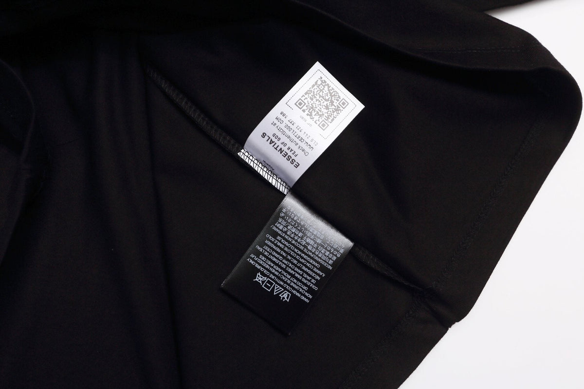 ESSENTIALS Fear of God Chest Graphic T-Shirt