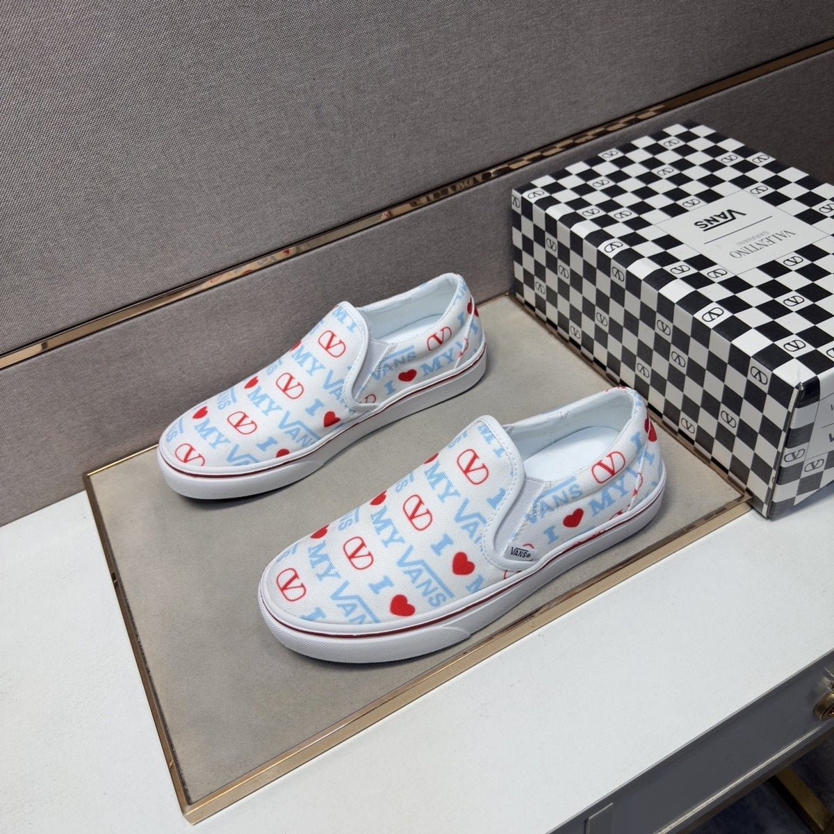 Vans White Graphic Low-Top Sneakers
