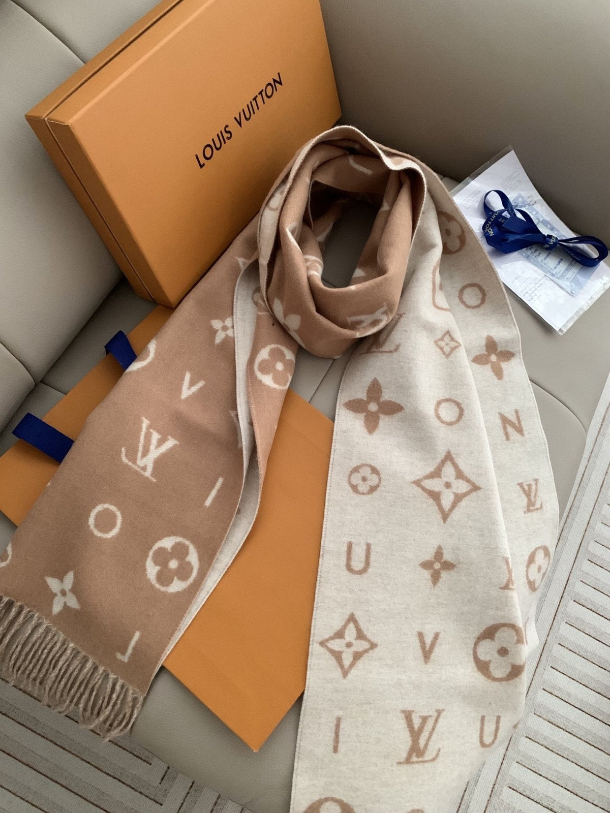 Louis Vuitton Reykjavik 2.0 Monogram Scarf